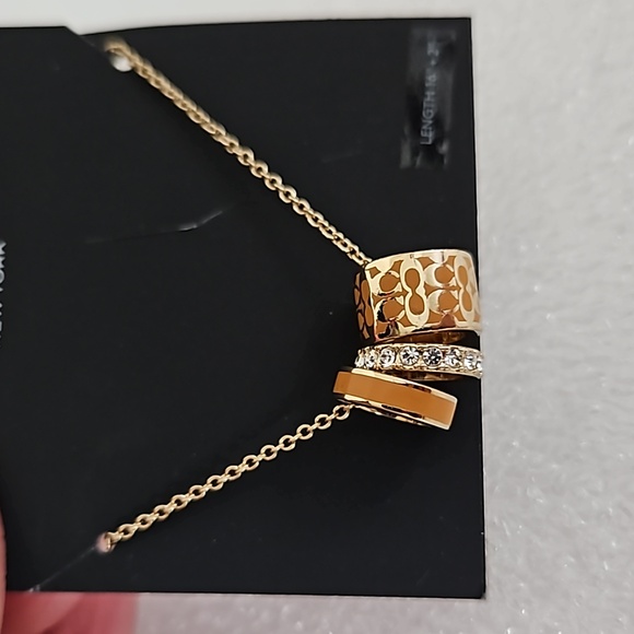 Coach NWT Signature Enamel 3 Ring Necklace - Picture 2 of 3